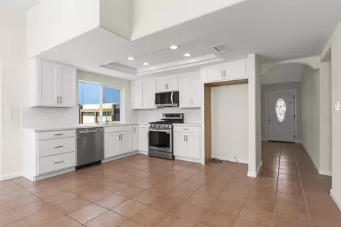 325 Cheyenne Ln, Escondido, CA 92026 photo 8
