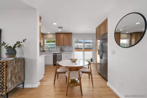 Dining - 523 8th St, Imperial Beach, CA 91932 photo 1 of 1