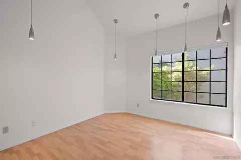 Living - 8 Saint Christophers Ln, Coronado, CA 92118 photo 3 of 3