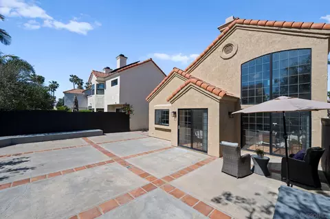 Exterior - 8 Saint Christophers Ln, Coronado, CA 92118 photo 9 of 10