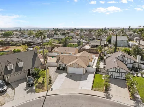15765 Cayman Cir, Moreno Valley, CA 92551