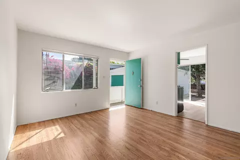 9211-13 Earl St, La Mesa, CA 91942 photo 6