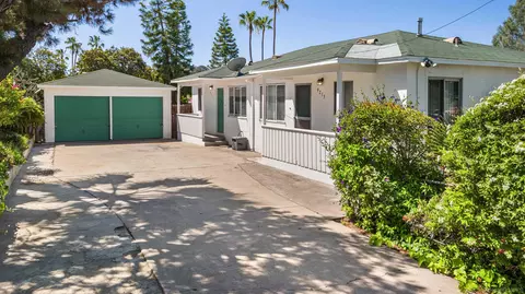 9211-13 Earl St, La Mesa, CA 91942