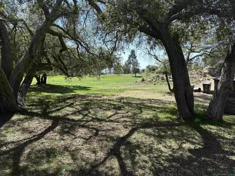 Exterior - 6702 Rainbow Hts Rd, Rainbow, CA 92028 photo 7 of 14