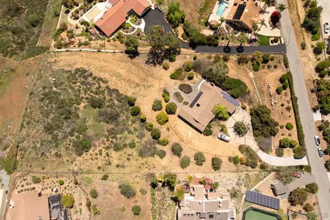 4025 Camino Alegre, La Mesa, CA 91941 photo 7
