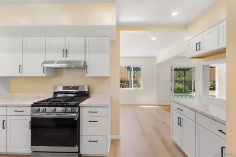 Kitchen - 2740 Skyline Dr, Lemon Grove, CA 91945 photo 2 of 4