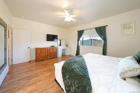 Bedroom - 917 Passion Pl, Ramona, CA 92065 photo 2 of 4