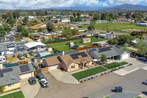 View/Area - 917 Passion Pl, Ramona, CA 92065 photo 5 of 9