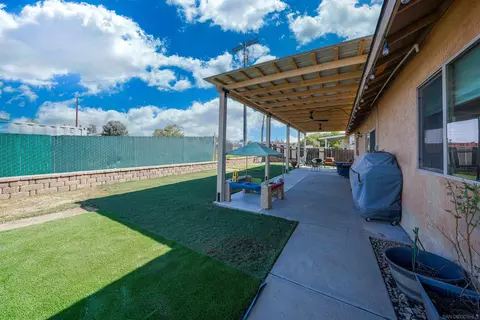 Exterior - 917 Passion Pl, Ramona, CA 92065 photo 7 of 9