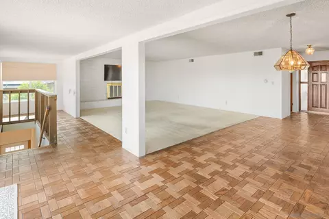 Living - 1672 Via Elisa, El Cajon, CA 92021 photo 6 of 10