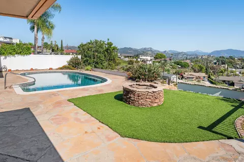 Exterior - 1672 Via Elisa, El Cajon, CA 92021 photo 2 of 14