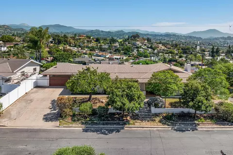 View/Area - 1672 Via Elisa, El Cajon, CA 92021 photo 3 of 13