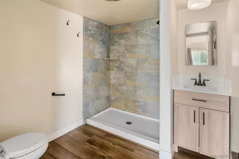 Bath - 1672 Via Elisa, El Cajon, CA 92021 photo 3 of 3