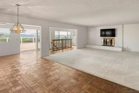 Living - 1672 Via Elisa, El Cajon, CA 92021 photo 1 of 10
