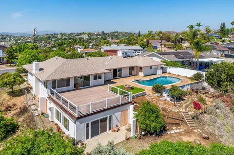 View/Area - 1672 Via Elisa, El Cajon, CA 92021 photo 10 of 13