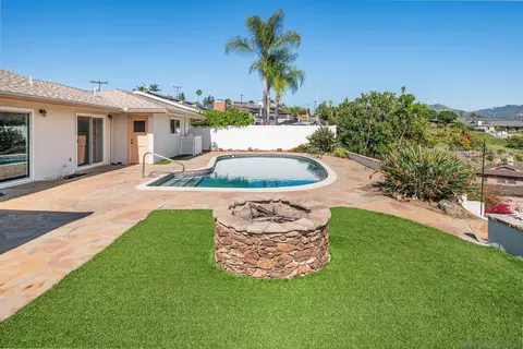 Exterior - 1672 Via Elisa, El Cajon, CA 92021 photo 3 of 14