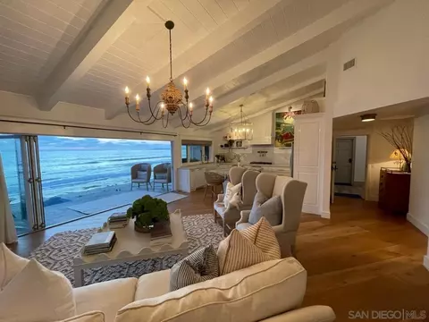 Living - 666 Ocean Ln, Imperial Beach, CA 91932 photo 3 of 5