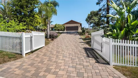 744 Via Flora Rd, San Marcos, CA 92069