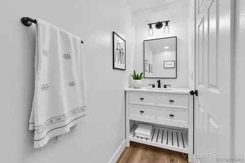 Bath - 4195 Tiberon Dr, Oceanside, CA 92056 photo 1 of 3