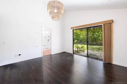 6532 Trefoil Ave, Oak Park, CA 91377 photo 14