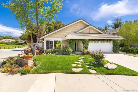 6532 Trefoil Ave, Oak Park, CA 91377