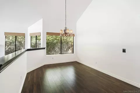 6532 Trefoil Ave, Oak Park, CA 91377 photo 6