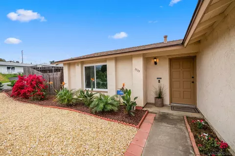 1539 Kent Ave, Escondido, CA 92027 photo 18
