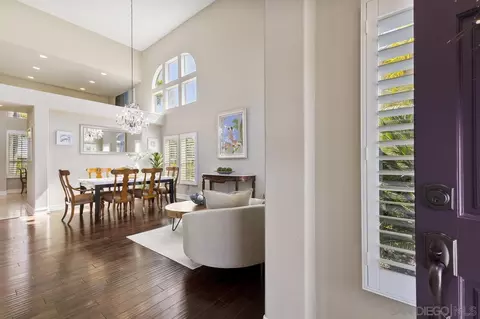 Entry Way - 7351 Juncus Ct, San Diego, CA 92129 photo 3 of 4