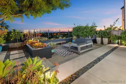 15837 Potomac Ridge Rd, San Diego, CA 92127