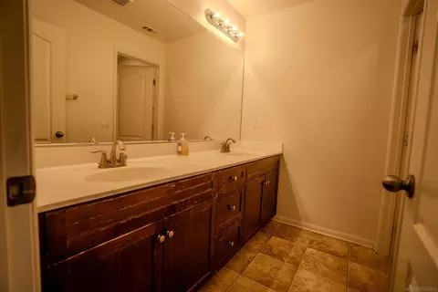 Bath - 3283 Beven, Escondido, CA 92027 photo 6 of 7
