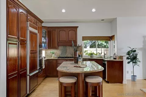 Kitchen - 2002 Chardon Ln, El Cajon, CA 92019 photo 3 of 6