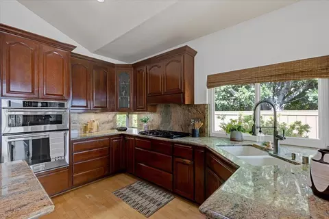 Kitchen - 2002 Chardon Ln, El Cajon, CA 92019 photo 4 of 6