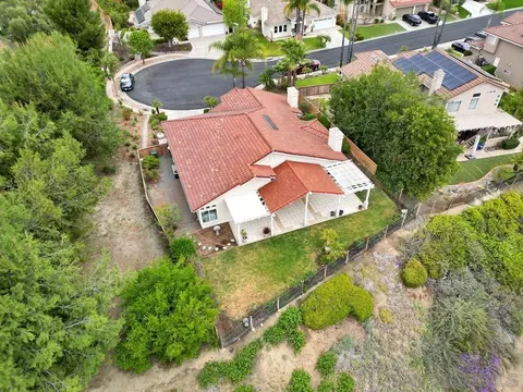 View/Area - 2002 Chardon Ln, El Cajon, CA 92019 photo 4 of 5