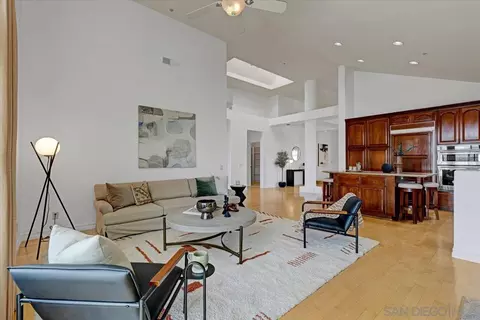 Living - 2002 Chardon Ln, El Cajon, CA 92019 photo 10 of 10