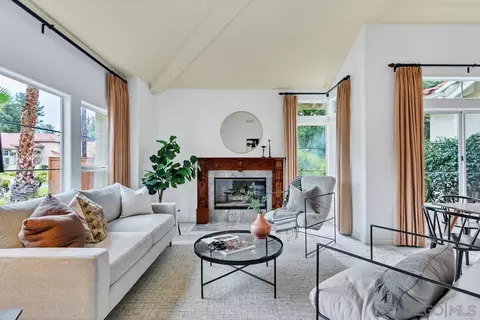 Living - 2002 Chardon Ln, El Cajon, CA 92019 photo 7 of 10