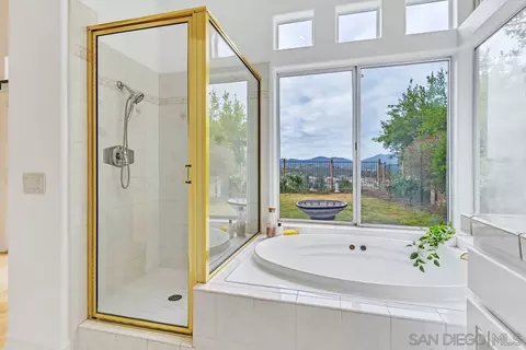 Bath - 2002 Chardon Ln, El Cajon, CA 92019 photo 2 of 9