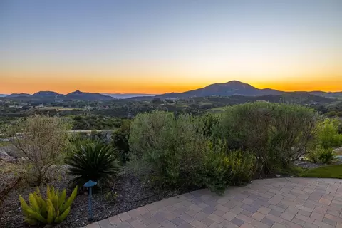 Exterior - 35140 Stirrup Rd, Temecula, CA 92592 photo 16 of 20