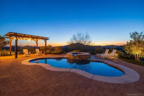 Exterior - 35140 Stirrup Rd, Temecula, CA 92592 photo 19 of 20