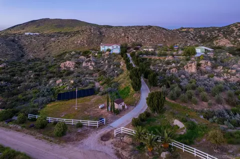 View/Area - 35140 Stirrup Rd, Temecula, CA 92592 photo 4 of 4