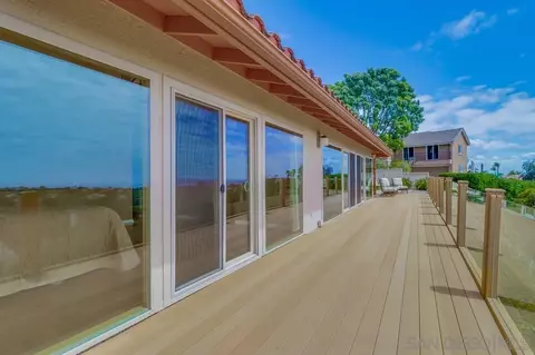Exterior - 2077 Caminito Capa, La Jolla, CA 92037 photo 3 of 13