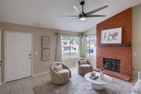 Living - 8669 Via Del Luz, El Cajon, CA 92021 photo 2 of 5