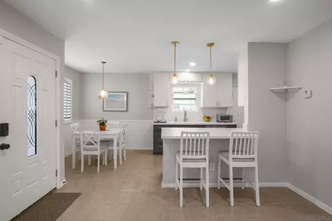 Dining - 129 Francesca, Oceanside, CA 92057 photo 1 of 2