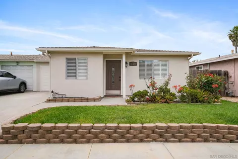 Exterior - 129 Francesca, Oceanside, CA 92057 photo 9 of 13