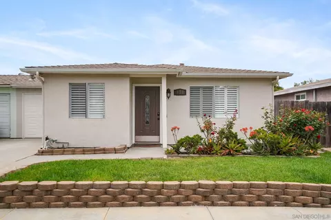 Exterior - 129 Francesca, Oceanside, CA 92057 photo 11 of 13