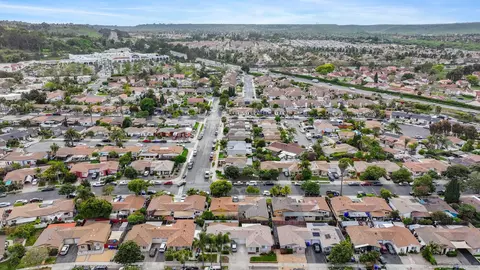 View/Area - 129 Francesca, Oceanside, CA 92057 photo 3 of 6