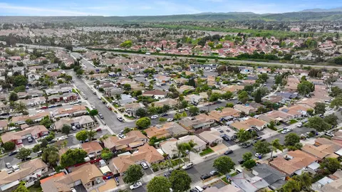 View/Area - 129 Francesca, Oceanside, CA 92057 photo 4 of 6