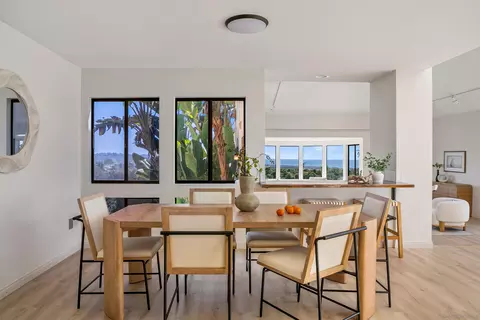 Dining - 1050 Solana Dr, Del Mar, CA 92014 photo 1 of 1