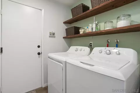 Other - 941 S Citrus Ave, Escondido, CA 92027 photo 4 of 5