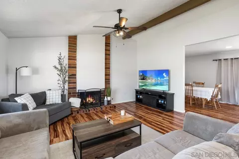 Living - 941 S Citrus Ave, Escondido, CA 92027 photo 1 of 2