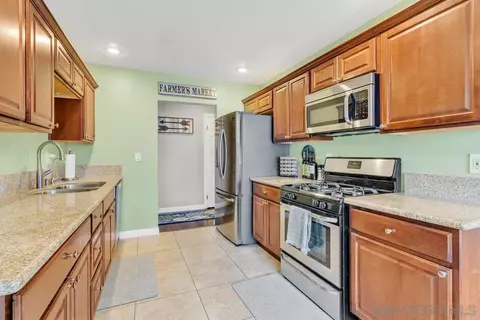 Kitchen - 9108 Gideon Cir N, Lakeside, CA 92040 photo 2 of 6